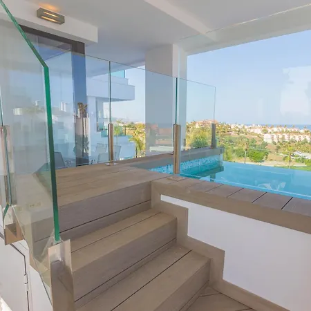 Luxury 2br Seaviews - Santa Barbara Heights Apartment *